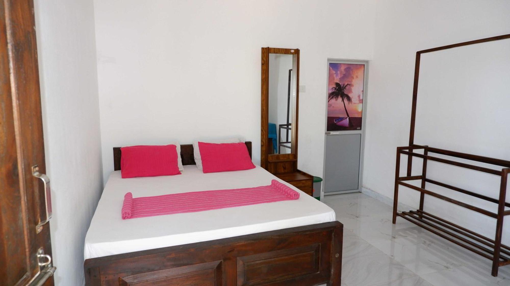 Attale Resort Tissamaharama Esterno foto